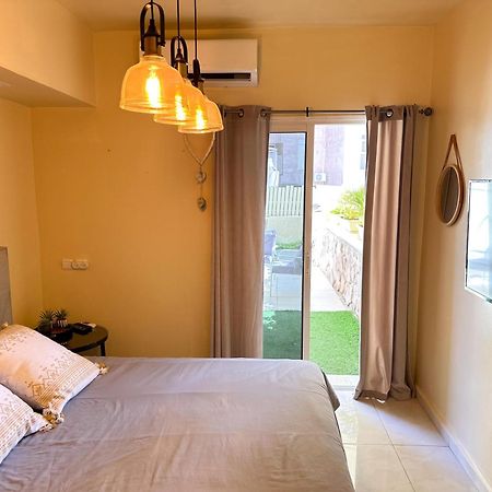 דירת נופש אילת -אלמוג Almog Suite In Eilat Close To Red Sea - דירת נופש אלמוג מרחק נגיעה מהים Buitenkant foto