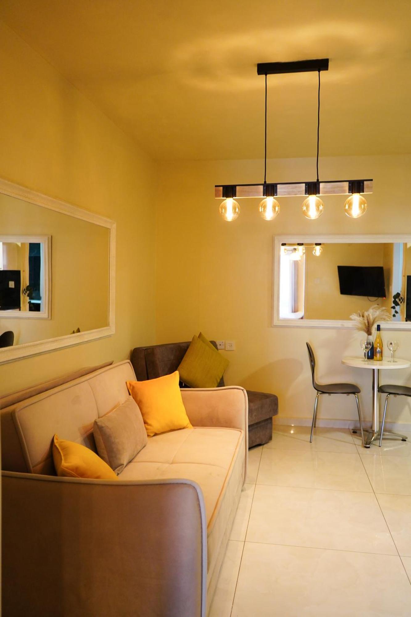 דירת נופש אילת -אלמוג Almog Suite In Eilat Close To Red Sea - דירת נופש אלמוג מרחק נגיעה מהים Buitenkant foto